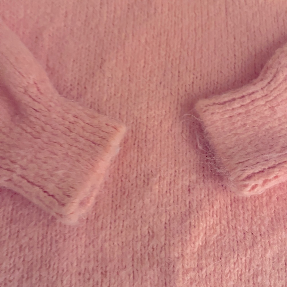 Mango weater with puffed sleeves Knitted fabric. Size M preowned. - Picture 2 of 14